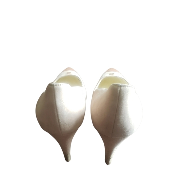 2x HP Chanel Pumps - Picture 10 of 13